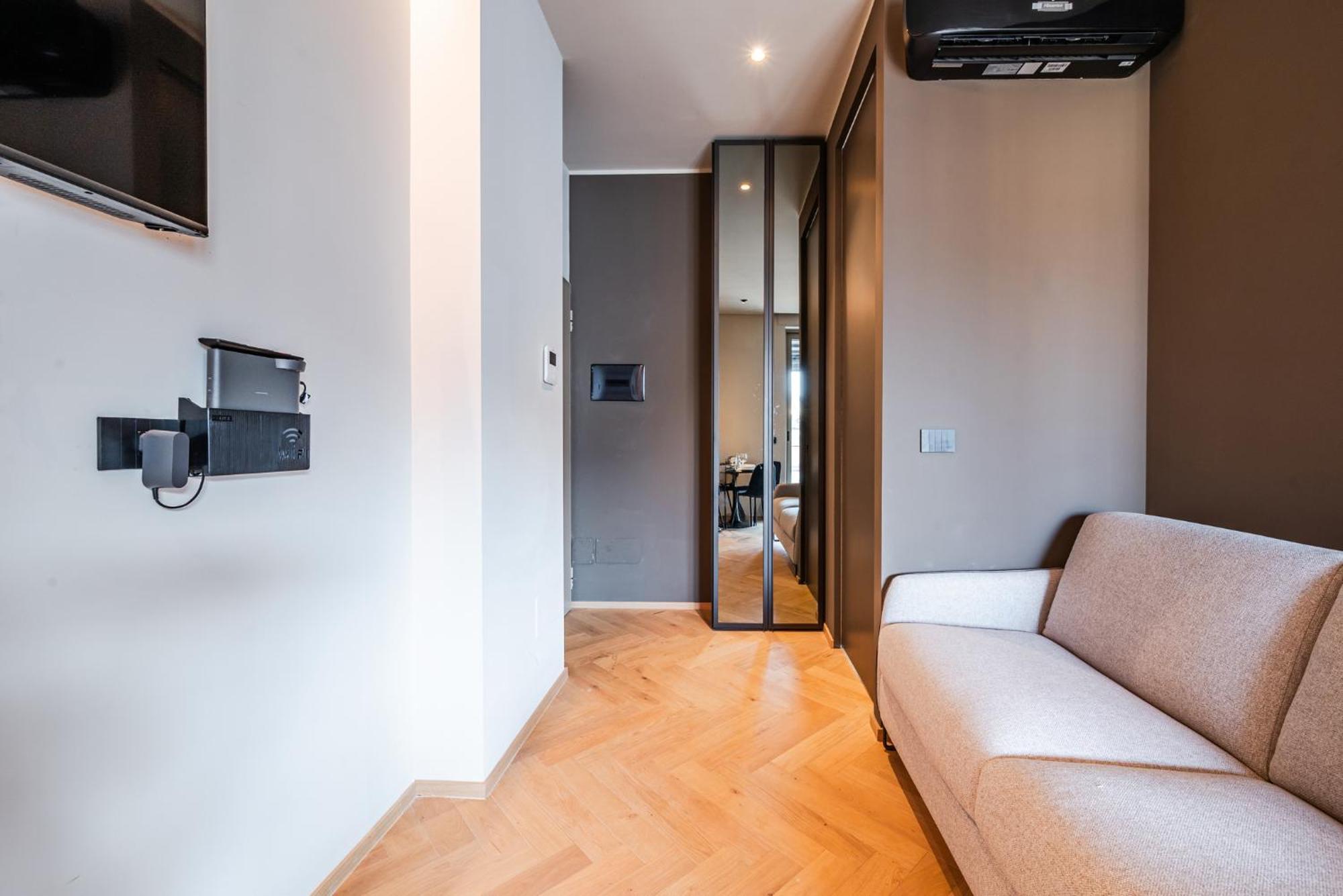 Terrazza Con Jacuzzi E Vista Iconica Sul Duomo Appartement *